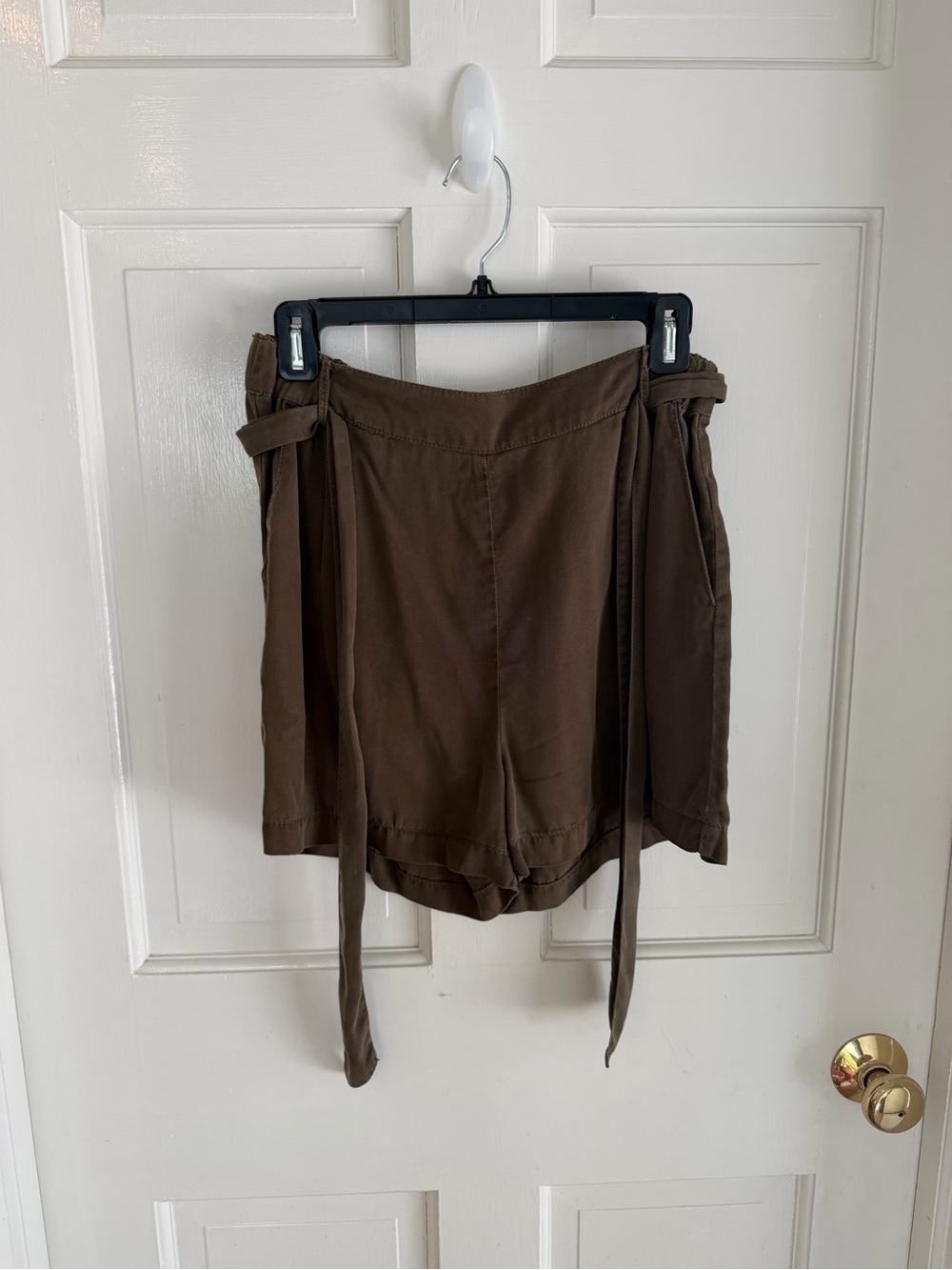 Three Dots 100% Tencel Olive Brown Waist Tie Shorts Small